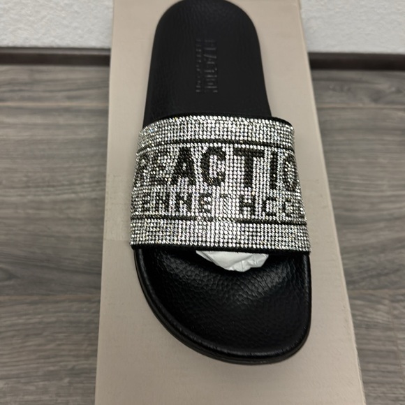 Kenneth Cole Reaction Women's Screen Jewl Slides Flat Sandals - Picture 4 of 6